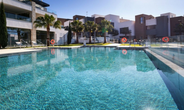 Apartment - Další prodej - Cabopino - Cabopino
