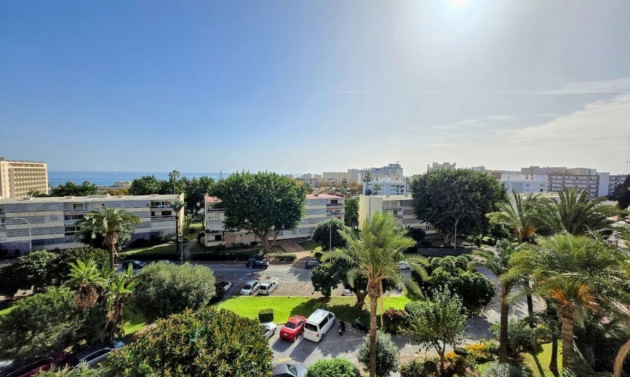 Apartment - Další prodej - La Carihuela - La Carihuela