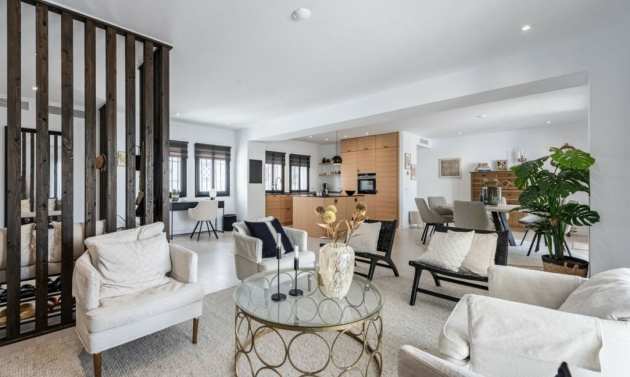 Apartment - Další prodej - Nueva Andalucía - Nueva Andalucía