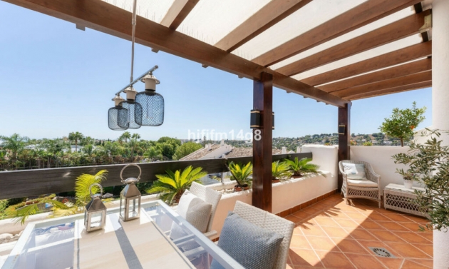 Apartment - Další prodej - Nueva Andalucía - Nueva Andalucía