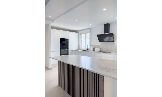 Apartment - Další prodej - Puerto Banús - Puerto Banús