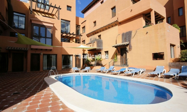 Apartment - Resale - Estepona - Estepona
