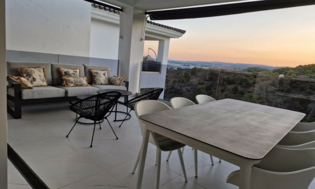 Apartment - Resale - Estepona - Estepona