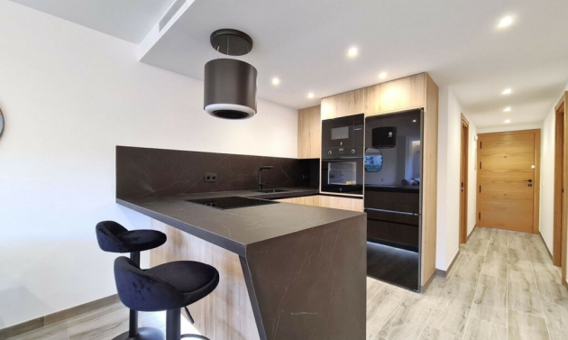 Apartment - Resale - Estepona - Estepona