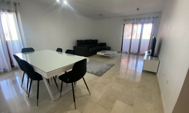 Apartment - Resale - Estepona - Estepona