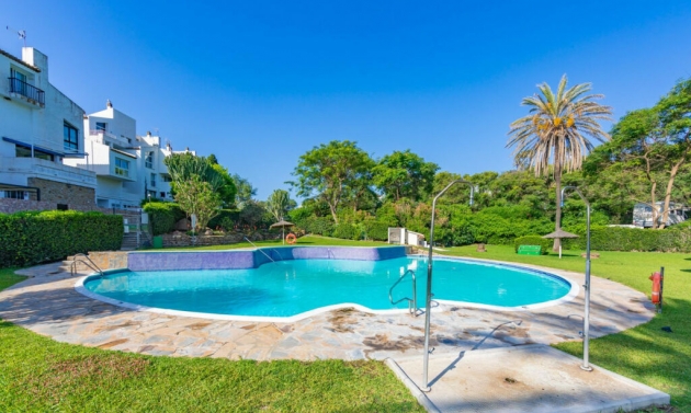 Apartment - Resale - Estepona - Estepona