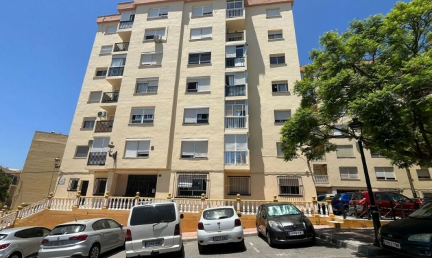 Apartment - Resale - Estepona - Estepona