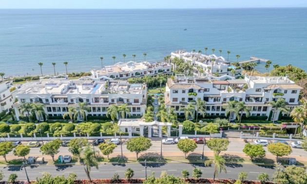 Apartment - Resale - Estepona - Estepona