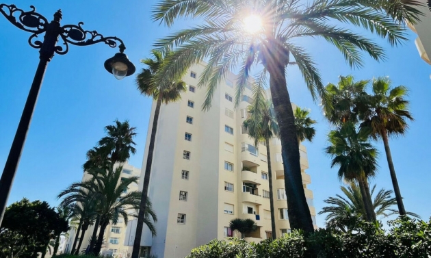 Apartment - Resale - Estepona -
                Estepona