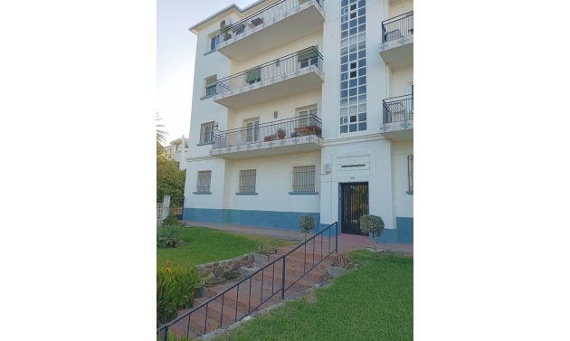 Apartment - Resale - Estepona - Estepona