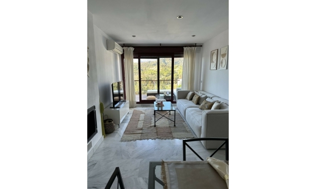 Apartment - Resale - Estepona - Estepona