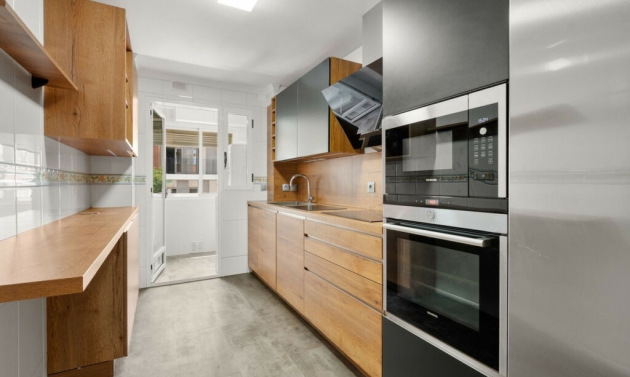 Apartment - Resale - Estepona - Estepona