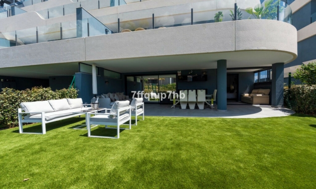 Apartment - Resale - Estepona - Estepona