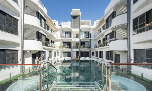 Apartment - Resale - Estepona - Estepona