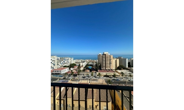 Apartment - Resale - La Carihuela - La Carihuela