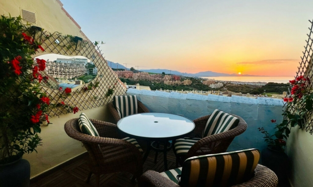 Apartment - Resale - La Duquesa -
                La Duquesa