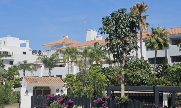 Apartment - Resale - New Golden Mile - New Golden Mile