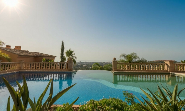 Apartment - Resale - Nueva Andalucía - Nueva Andalucía