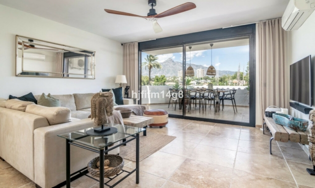 Apartment - Resale - Nueva Andalucía - Nueva Andalucía