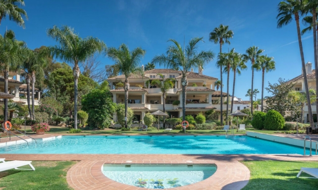 Apartment - Resale - Nueva Andalucía - Nueva Andalucía
