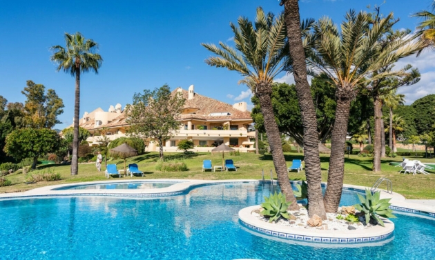 Apartment - Resale - Nueva Andalucía - Nueva Andalucía
