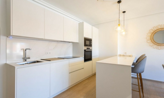 Apartment - Resale - Nueva Andalucía - Nueva Andalucía