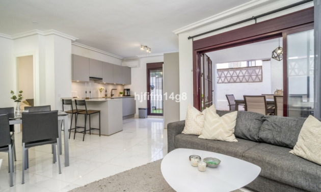 Apartment - Resale - Nueva Andalucía - Nueva Andalucía