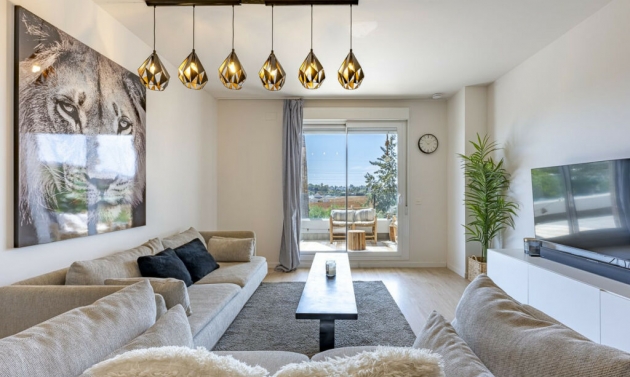 Apartment - Resale - Nueva Andalucía - Nueva Andalucía