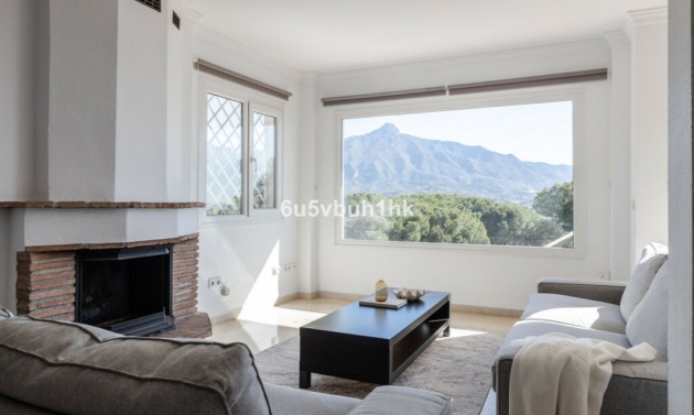 Apartment - Resale - Nueva Andalucía - Nueva Andalucía