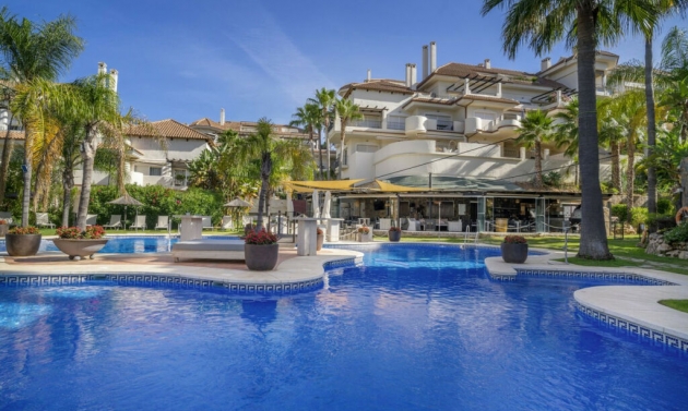 Apartment - Resale - Nueva Andalucía - Nueva Andalucía