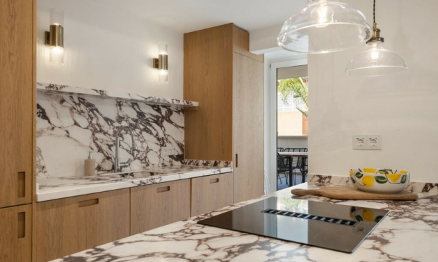 Apartment - Resale - Nueva Andalucía - Nueva Andalucía