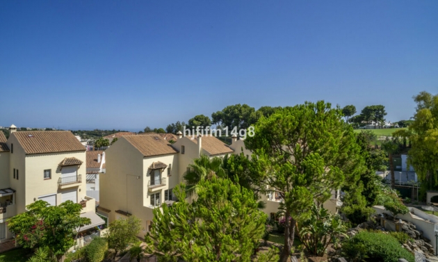 Apartment - Resale - Nueva Andalucía - Nueva Andalucía