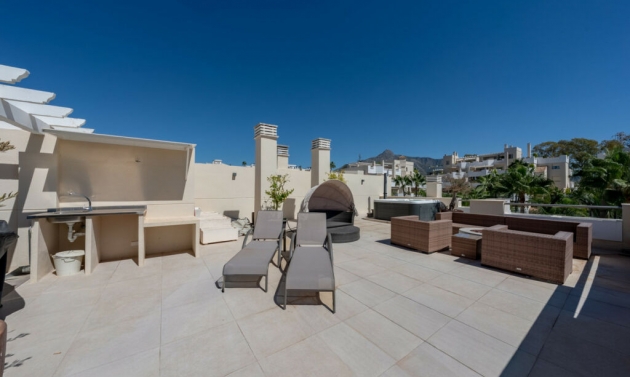 Apartment - Resale - Nueva Andalucía - Nueva Andalucía