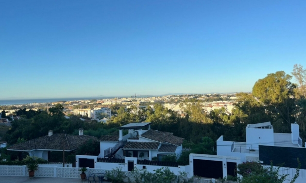 Apartment - Resale - Nueva Andalucía - Nueva Andalucía