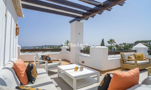 Apartment - Resale - Nueva Andalucía - Nueva Andalucía