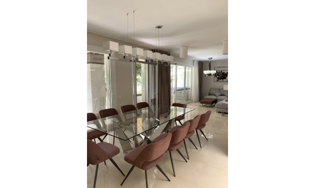 Apartment - Resale - Puerto Banús - Puerto Banús