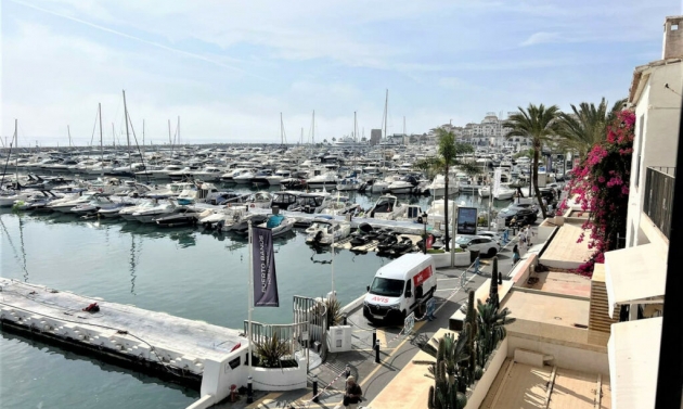 Apartment - Resale - Puerto Banús - Puerto Banús