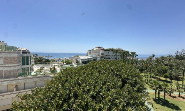 Apartment - Resale - Puerto Banús - Puerto Banús