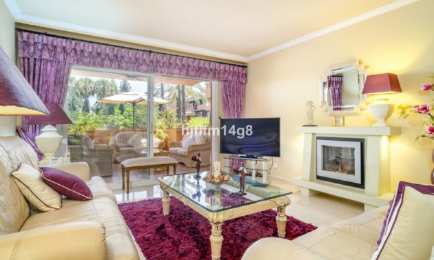 Apartment - Resale - Puerto Banús - Puerto Banús