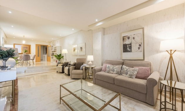 Apartment - Resale - Puerto Banús - Puerto Banús