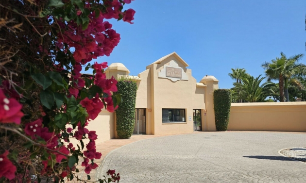 Apartment - Resale - Puerto Banús - Puerto Banús