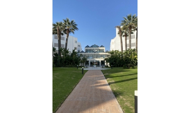 Apartment - Resale - Puerto Banús - Puerto Banús