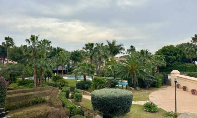 Apartment - Resale - Puerto Banús - Puerto Banús