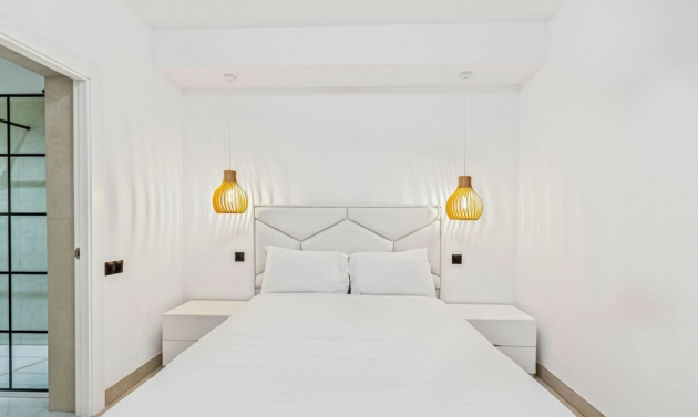 Apartment - Resale - Puerto Banús - Puerto Banús