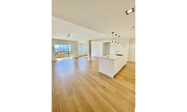 Apartment - Resale - San Pedro de Alcántara - San Pedro de Alcántara