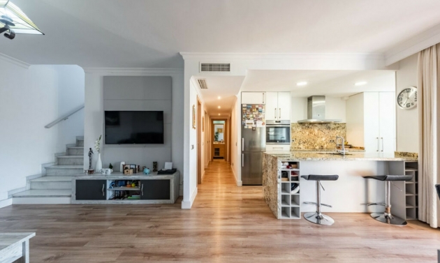 Apartment - Resale - San Pedro de Alcántara - San Pedro de Alcántara