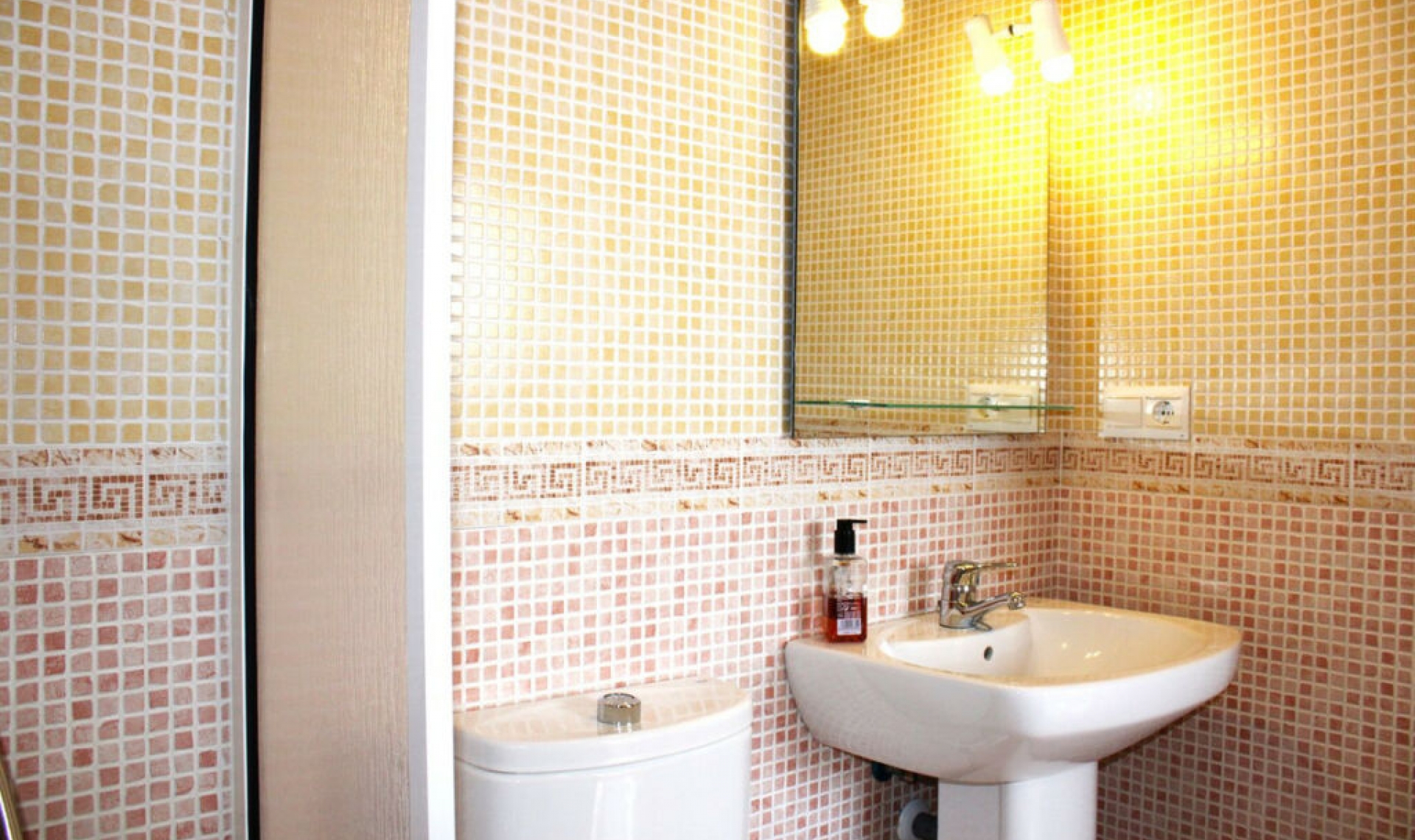 Další prodej - Apartment -
Algorrobo Costa