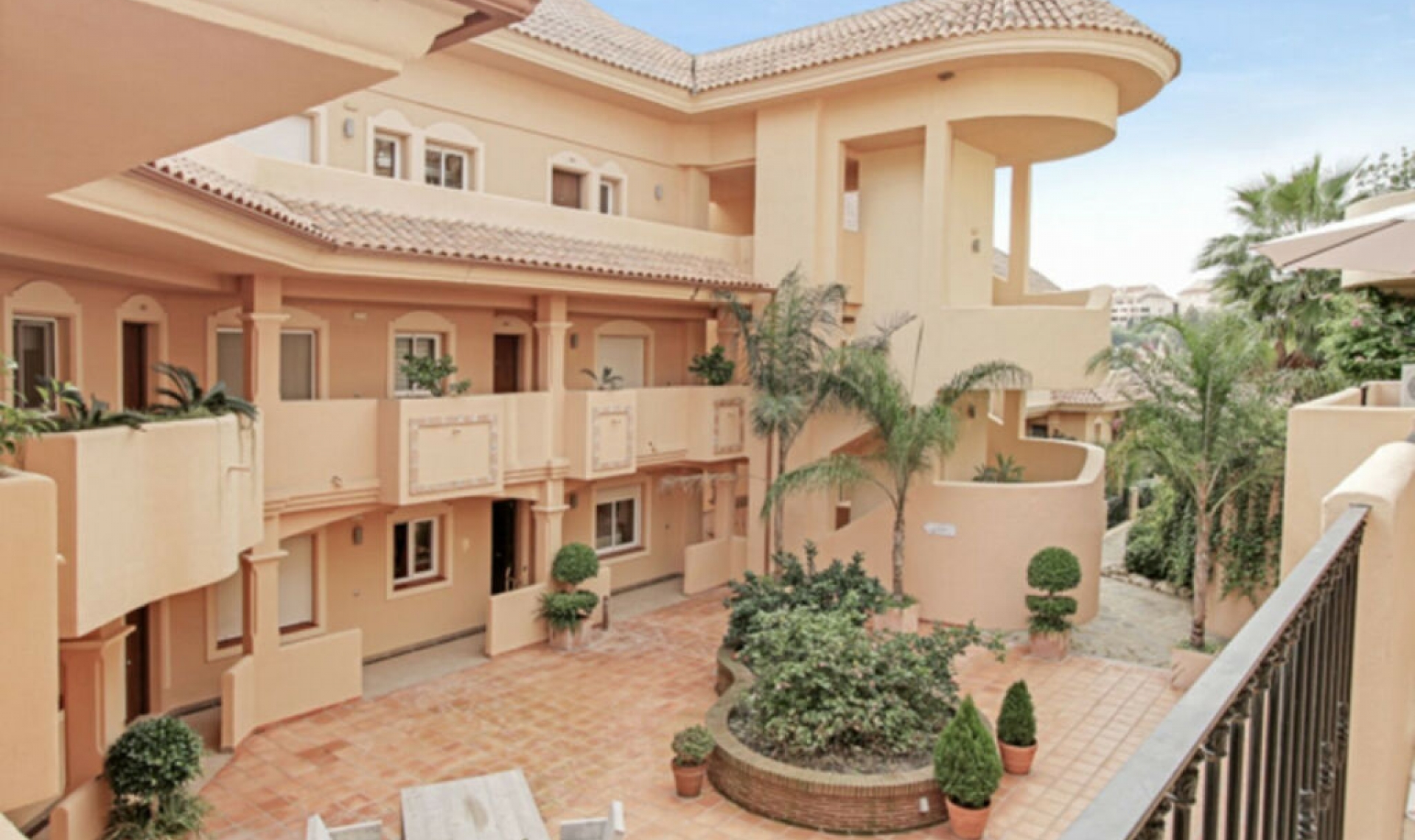 Další prodej - Apartment -
Aloha