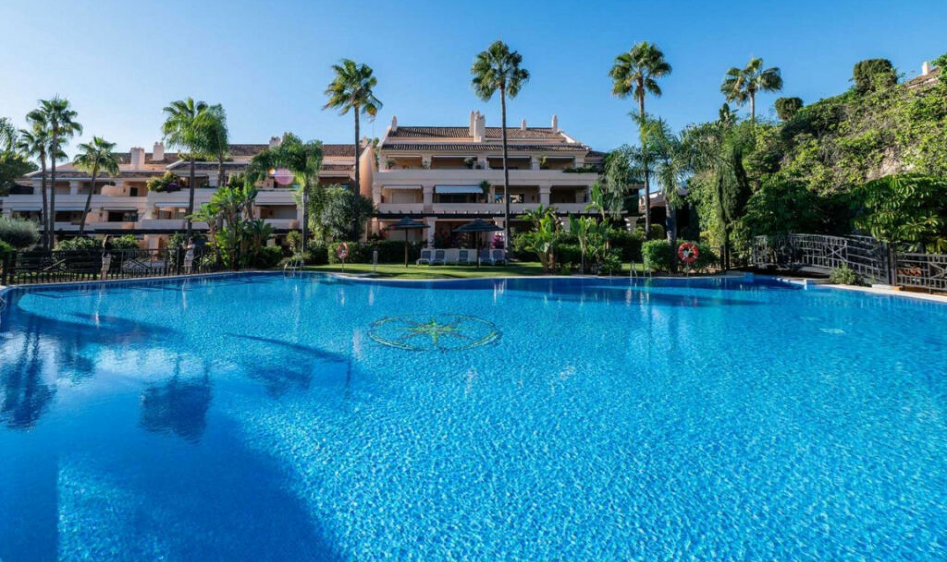 Další prodej - Apartment -
Aloha