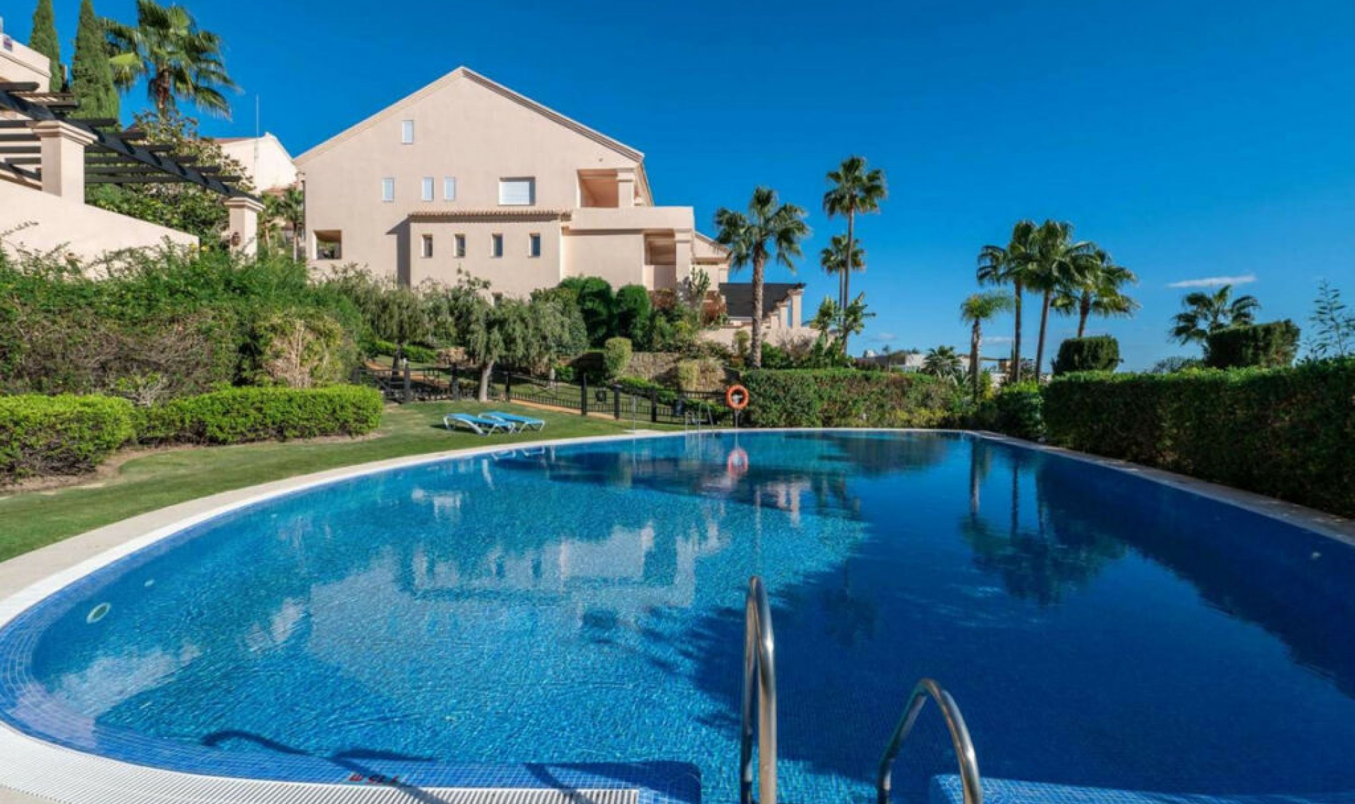 Další prodej - Apartment -
Aloha